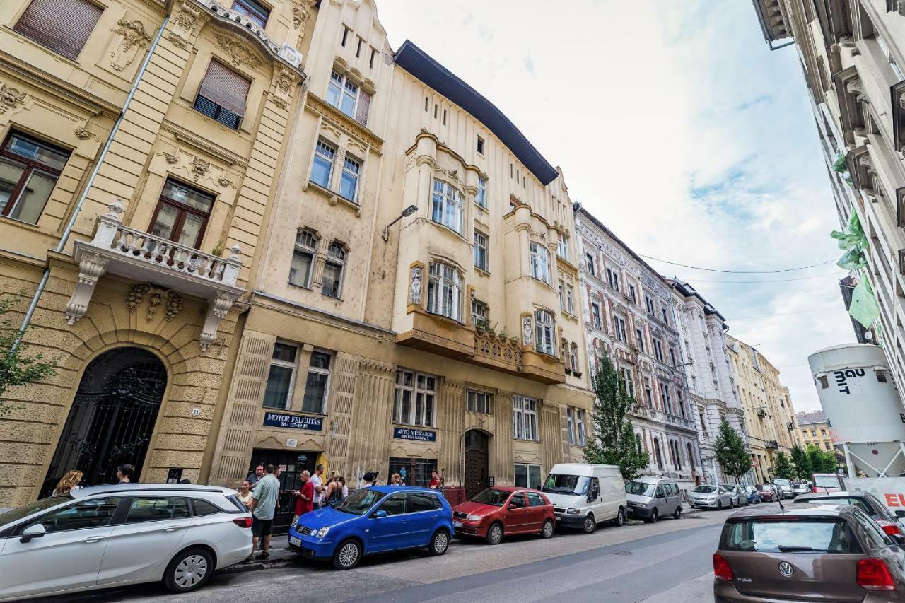 Bpr Turquoise Simplicity Apartment Budapest Exteriör bild